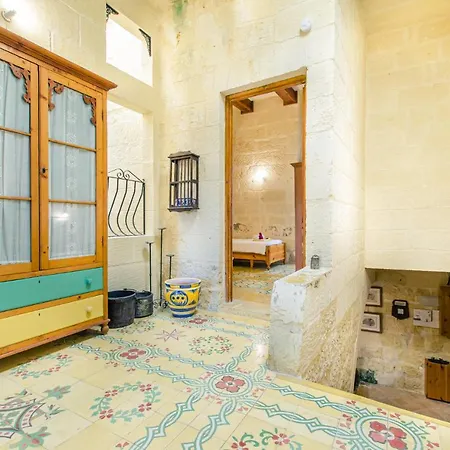 Authentic Country W/ Incredible Garden + Pool * Шаара